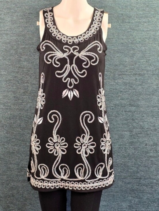 Lauren Michelle Tops - Lauren Michelle Vintage Black And White Whimsical Long Top Or Mini-Dress
